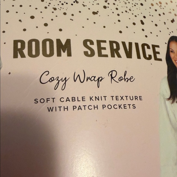 Room Service Plush White Robe - Picture 3 of 5